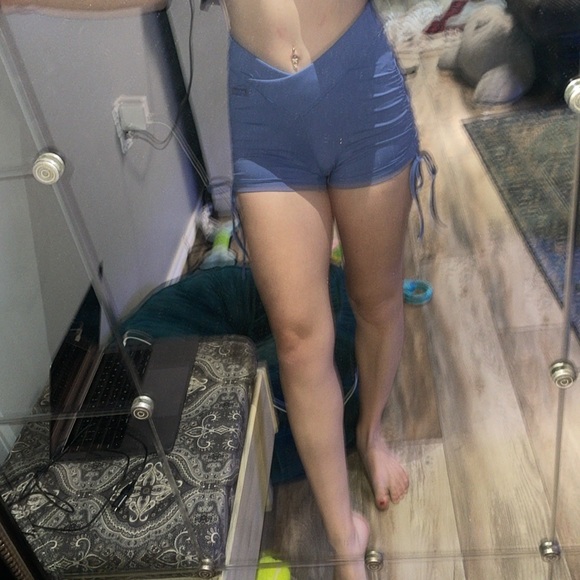 Bo + tee - Picture 3 of 3